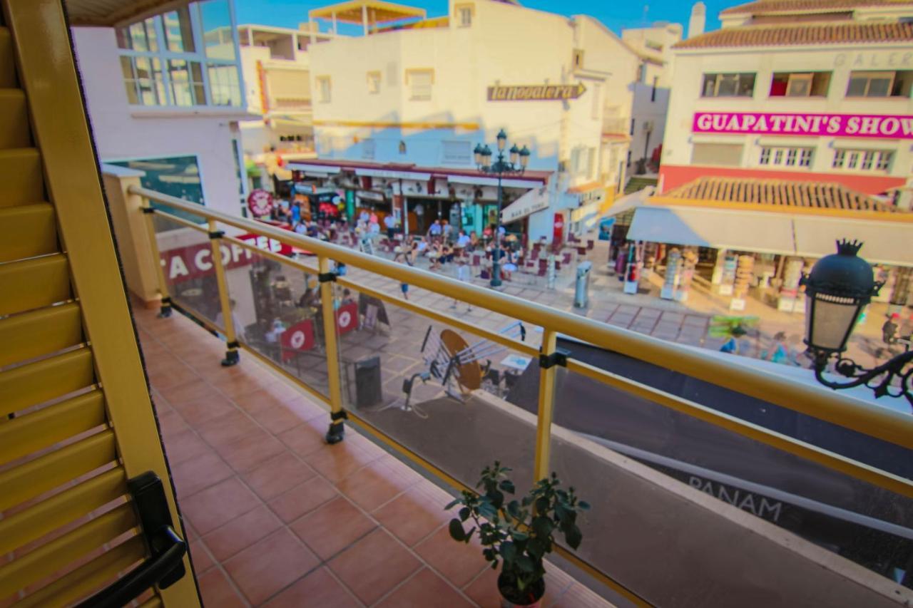 Puerta Del Sol Trm Only Adults Aparts Torremolinos Exterior foto