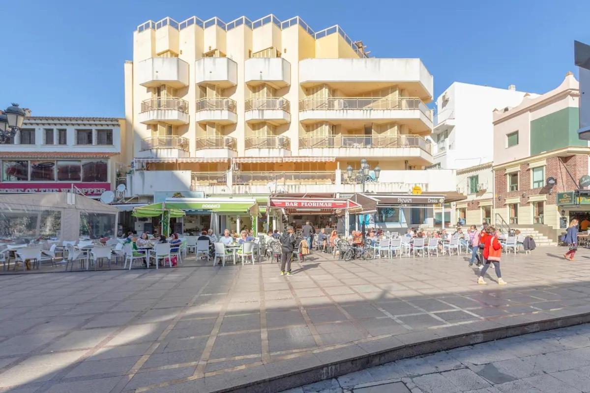 Puerta Del Sol Trm Only Adults Aparts Torremolinos Exterior foto