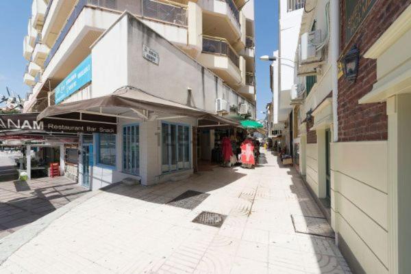 Puerta Del Sol Trm Only Adults Aparts Torremolinos Exterior foto
